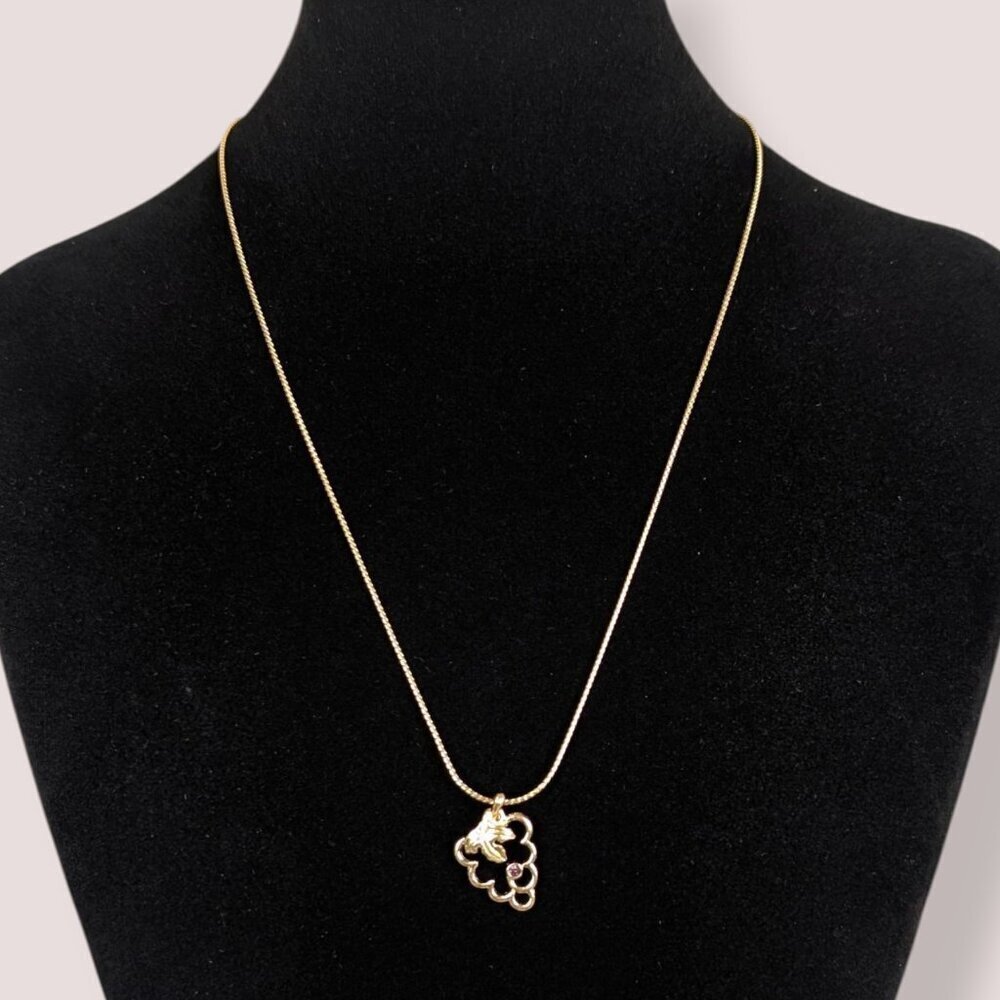 V. Avon Grape Openwork Pendant Necklace